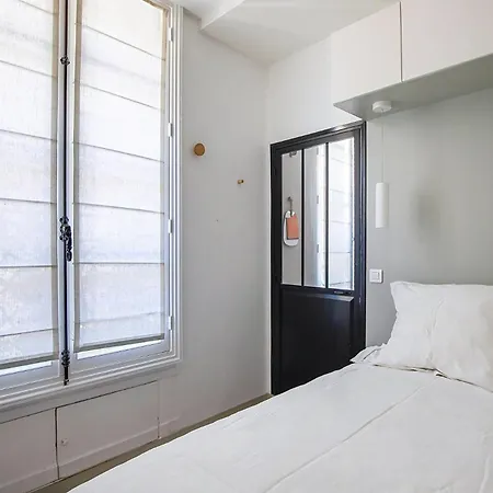Guestready - Bright & Charming In La Roquette